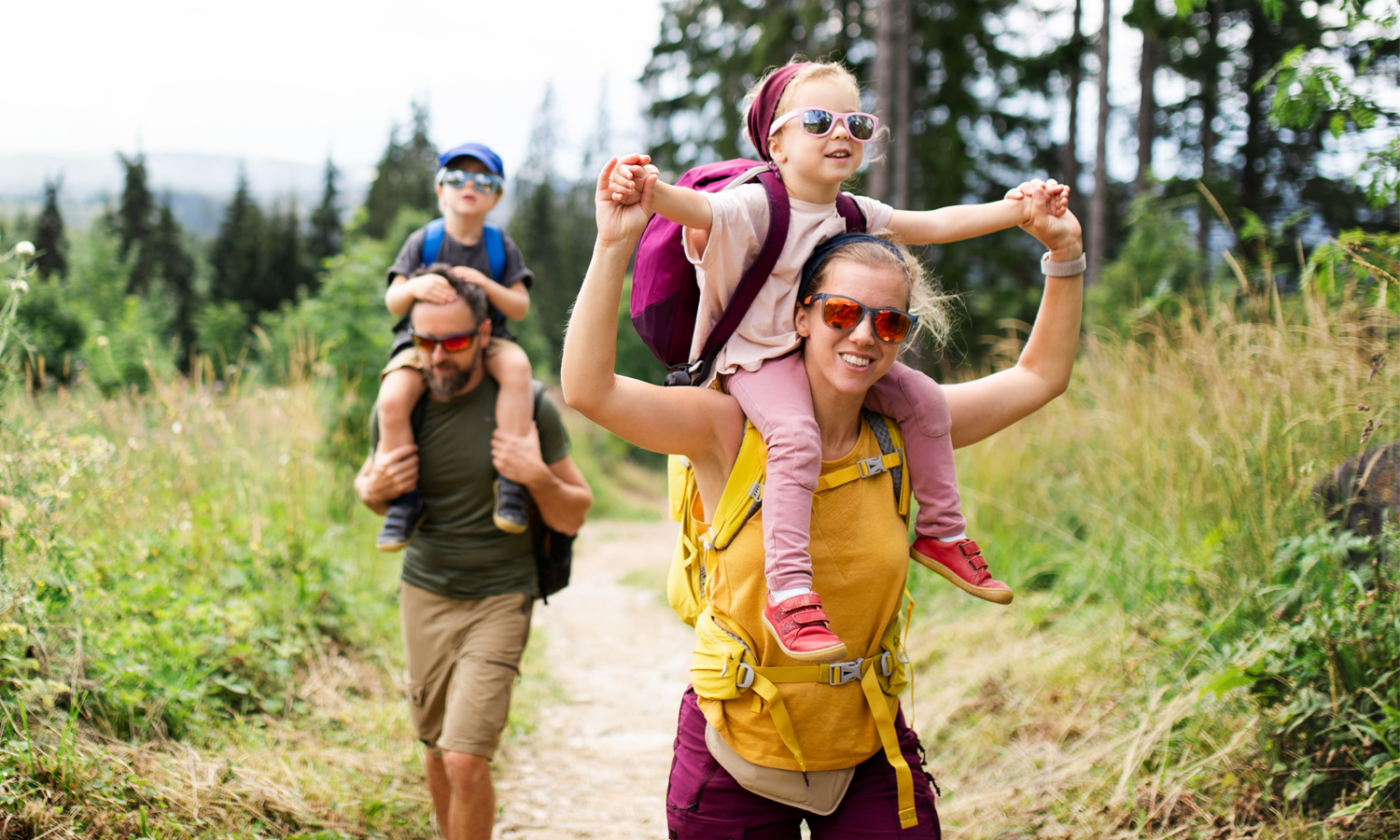 Cinco consejos para trekking con niños Newwood